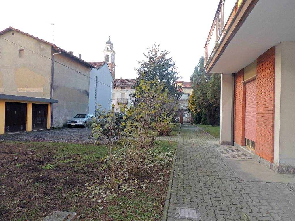 Appartamento a Tronzano vercellese in Corso Vittorio Emanuele II, 17 - Foto 3