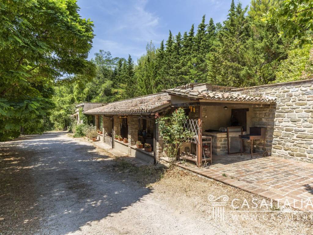Rustico / casale a Gubbio in Strada Provinciale di Montelovesco - Foto 2