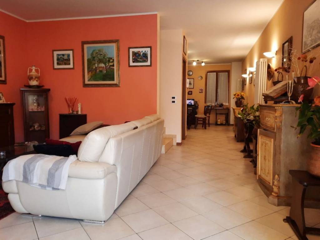 Casa indipendente a Cavriglia in via e. Buonarotti - Foto 2