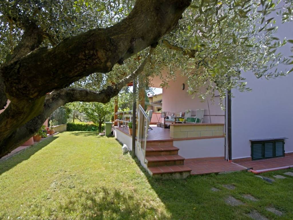 Casa indipendente a Castelfranco piandisco in Via Roma - Foto 2