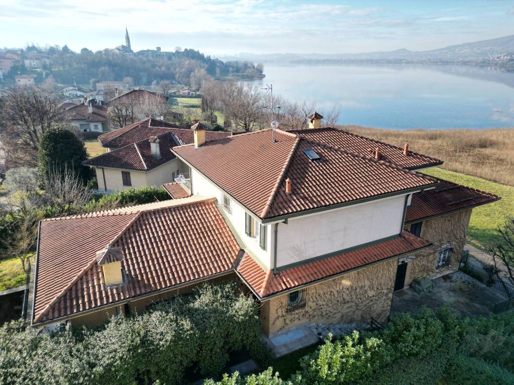 Villa a Bosisio parini in Via Calchirola - Foto 2