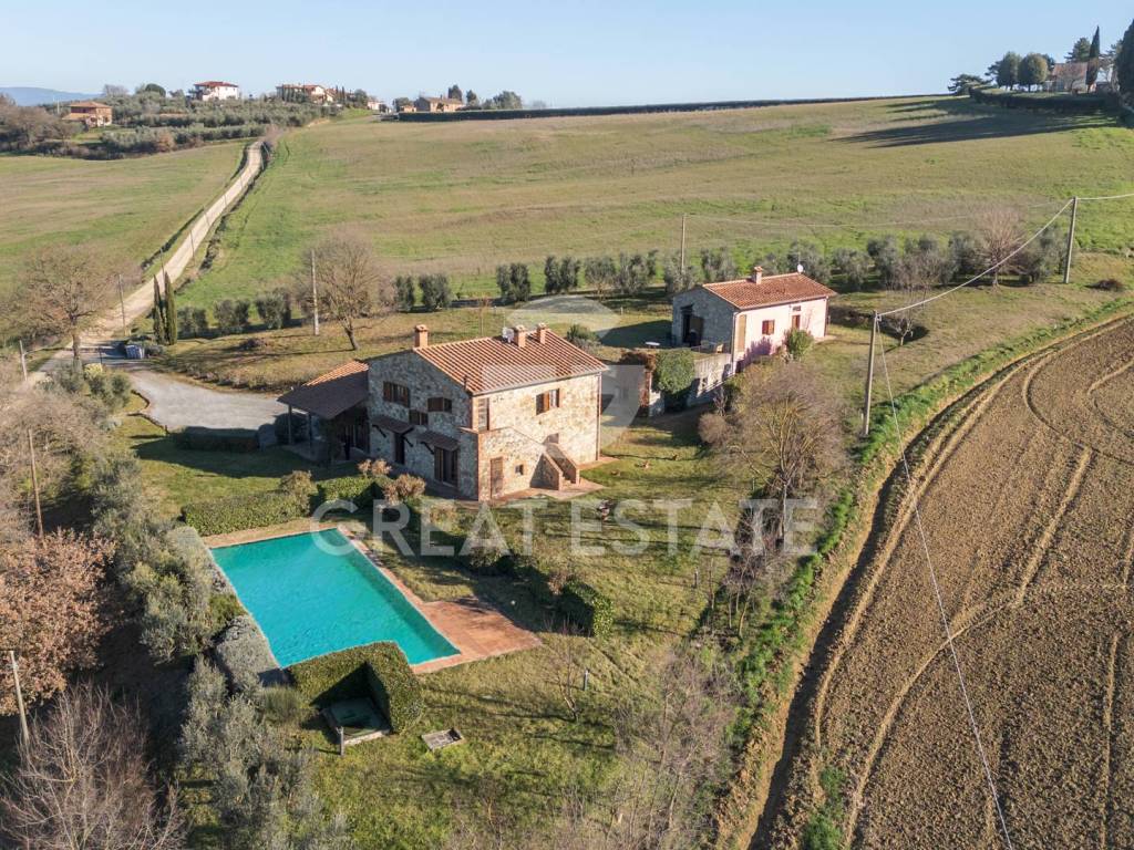 Rustico / casale a Castiglione del lago in Via Fosse Ardeatine - Foto 2
