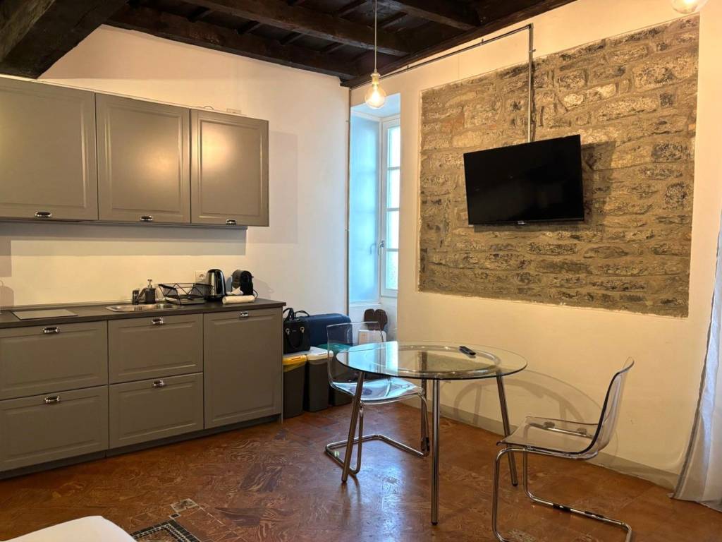 Appartamento a Como in Via Rusconi - Foto 2