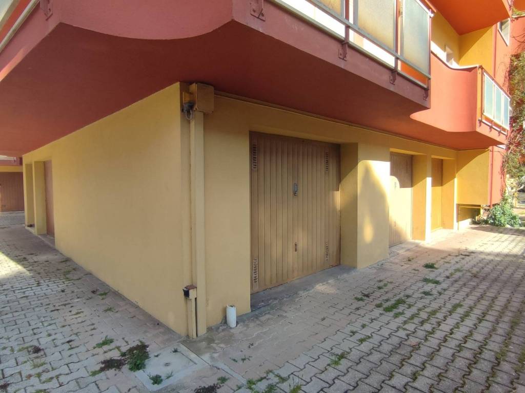 Box / garage a Silvi in Via Gabriele D'Annunzio, 86 - Foto 2