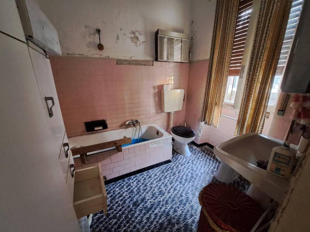 Casa indipendente a Tradate in Via G. Galli - Foto 4