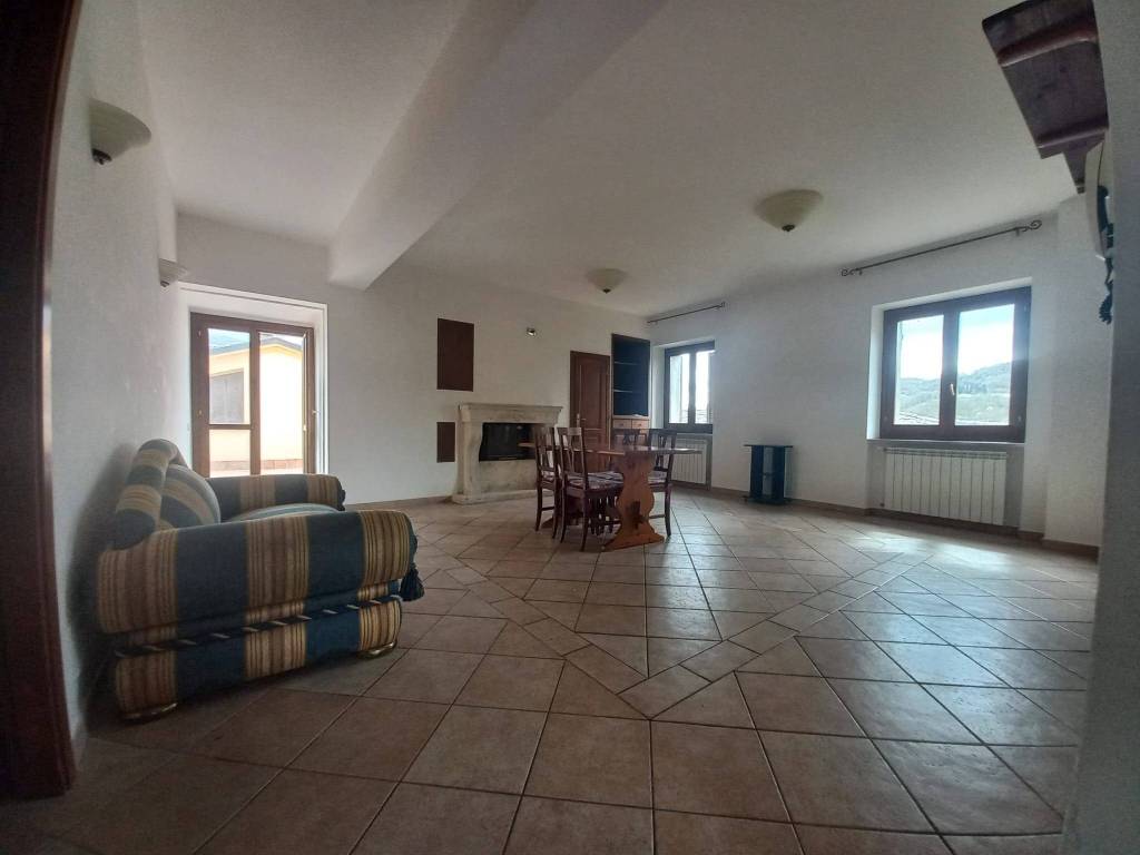Appartamento a Sellano in Viale Guglielmo Marconi - Foto 3