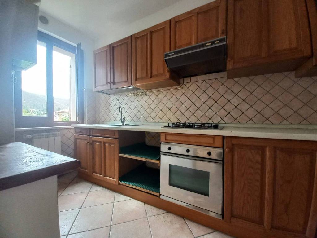 Appartamento a Sellano in Viale Guglielmo Marconi - Foto 4
