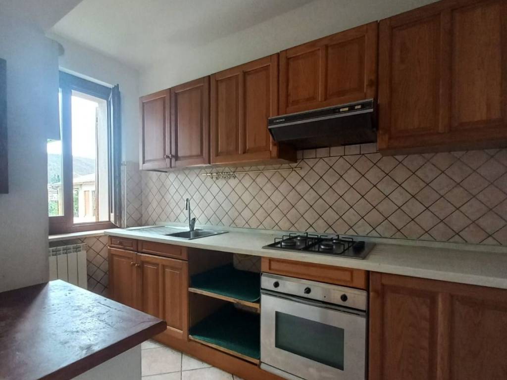 Appartamento a Sellano in Viale Guglielmo Marconi - Foto 5