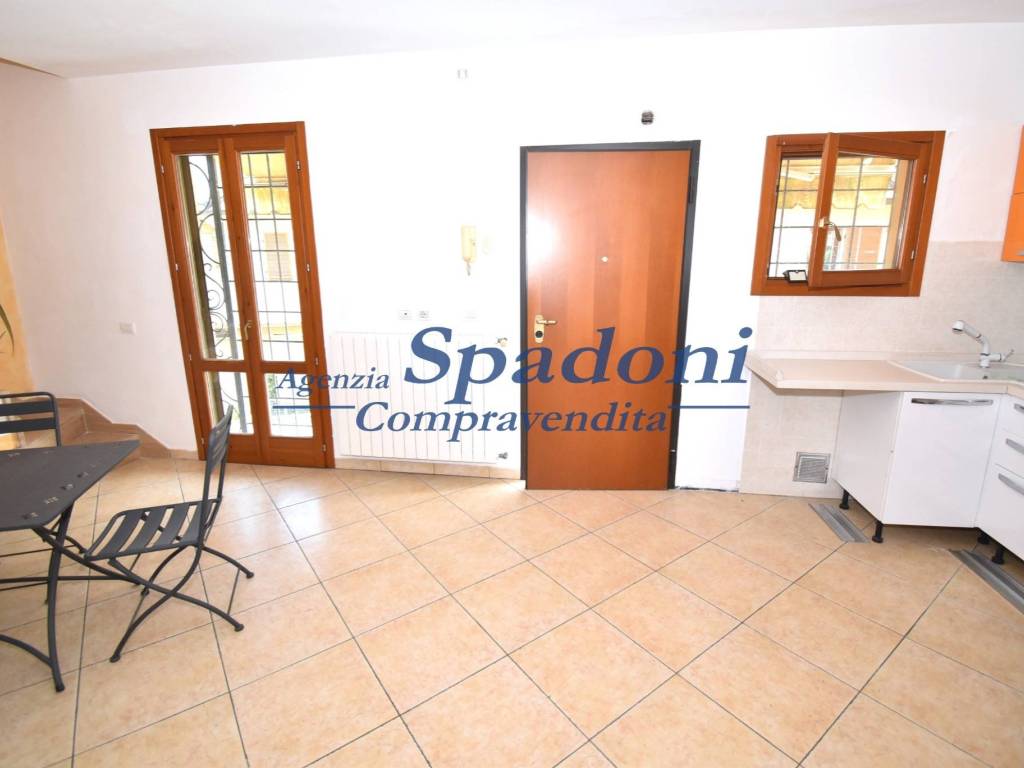 Appartamento a Monsummano terme in Via Gioacchino Rossini, 36 - Foto 2