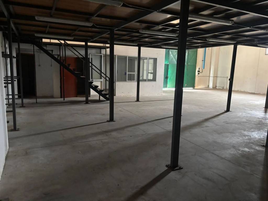 Immobile a Surbo in Zona Industriale - Foto 4
