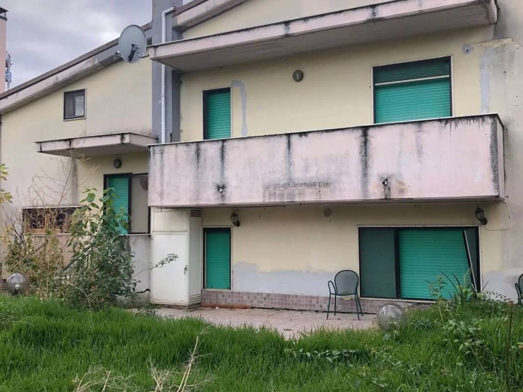 Villa a Eboli in Contrada Cioffi S.N.C. - Foto 4