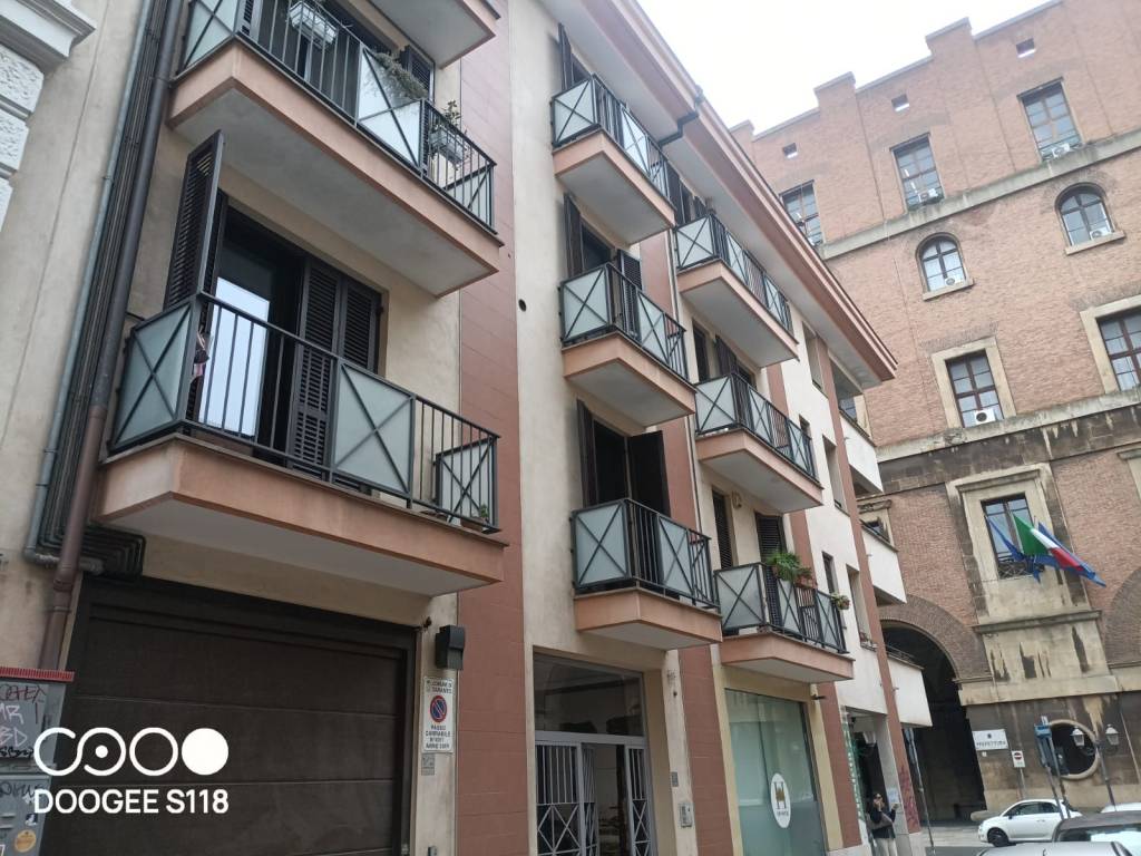 Appartamento a Taranto in Via Camillo Benso di Cavour, 57 - Foto 2