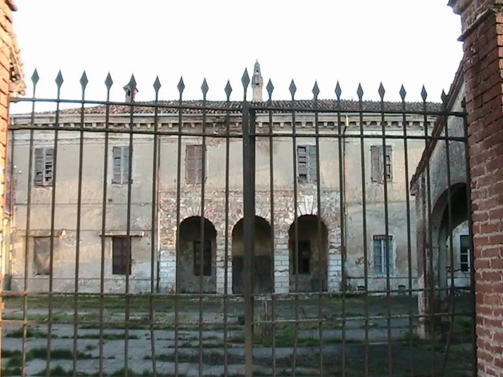 Palazzo / stabile a Torre de' picenardi in via Senatore Zelioli Lanzini - Foto 2