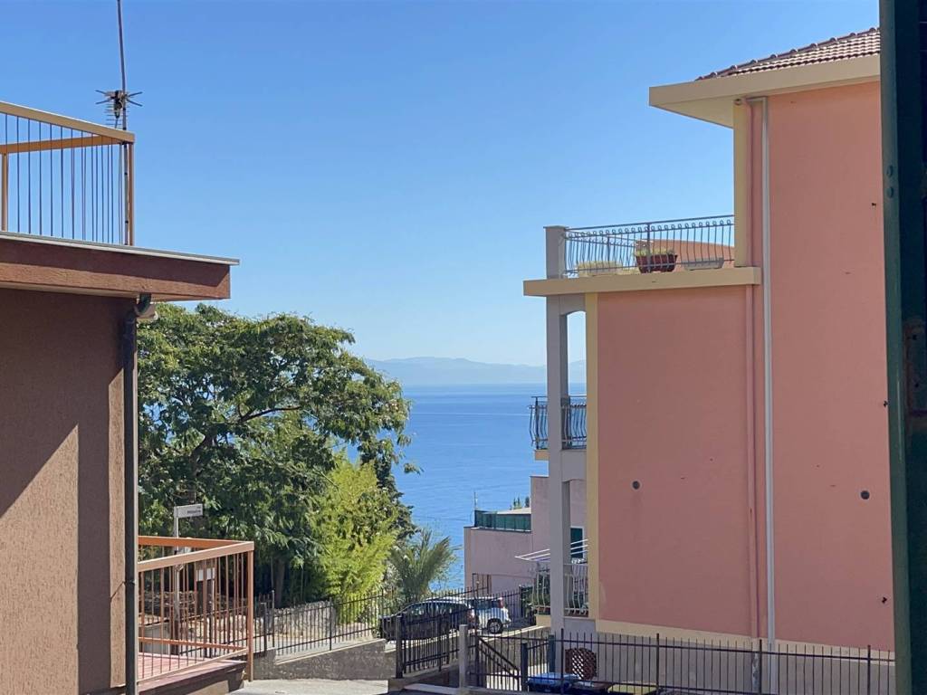 Appartamento a Bergeggi in Via Millelire - Foto 2