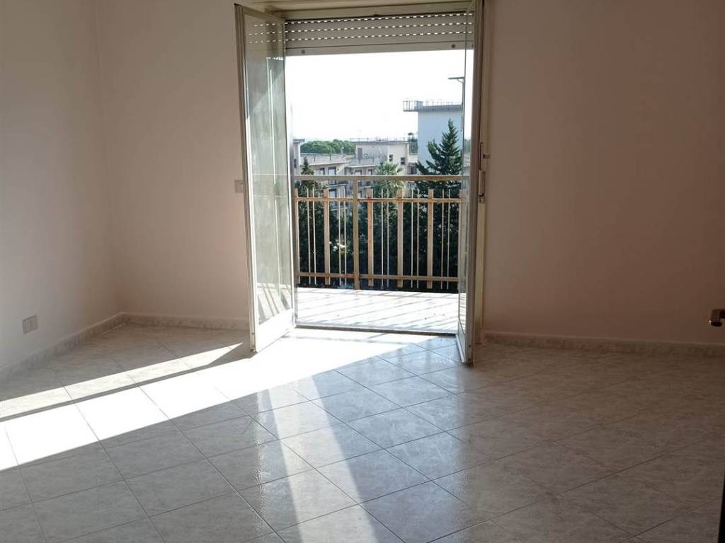 Appartamento a Melilli in VIA DELLE CAMELIE - Foto 3