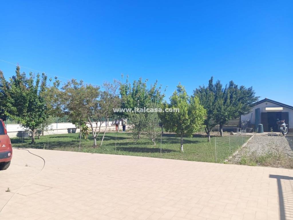 Villa a Crotone in via dei gelsomini - Foto 4
