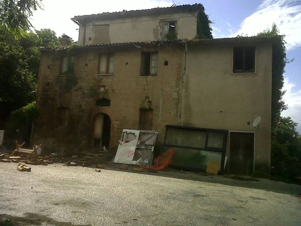 Palazzo / stabile a Avellino in Via Caselle S.N.C. - Foto 4