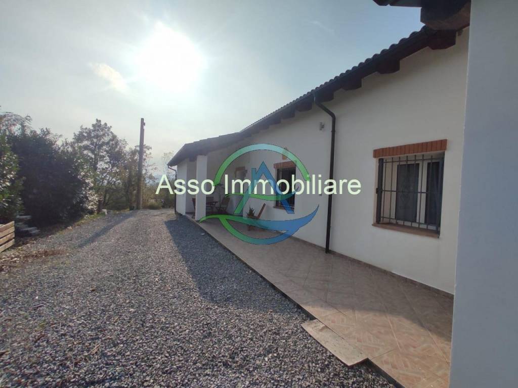 Casa indipendente a Cairo montenotte in Strada Camponuovo 3 - Foto 3