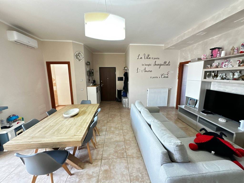 Appartamento a Maddaloni in Via Carrarone, 28 - Foto 5
