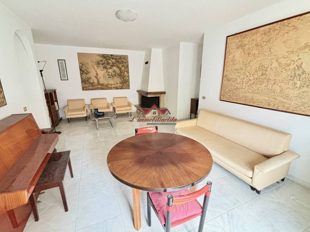 Appartamento a Valenzano in Via Dottore - Foto 3