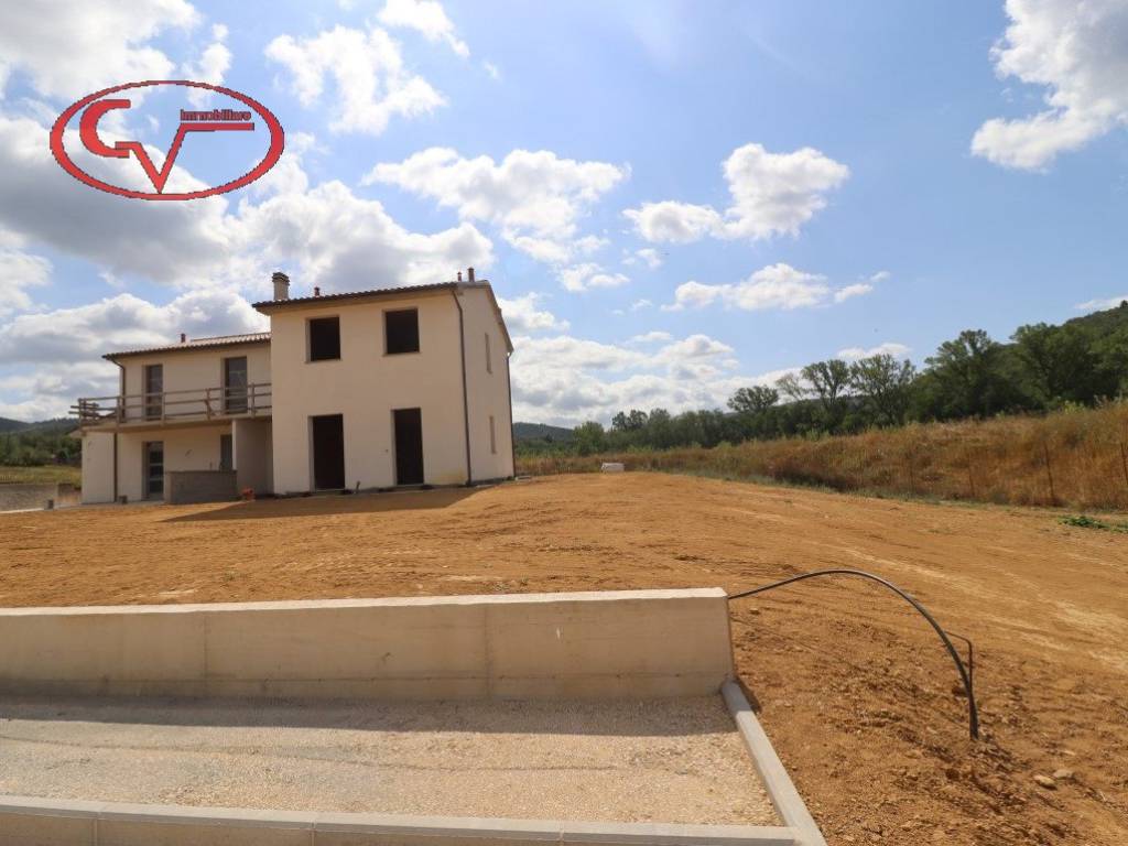 Casa indipendente a Bucine in Strada Provinciale Val d'Ambra - Foto 2