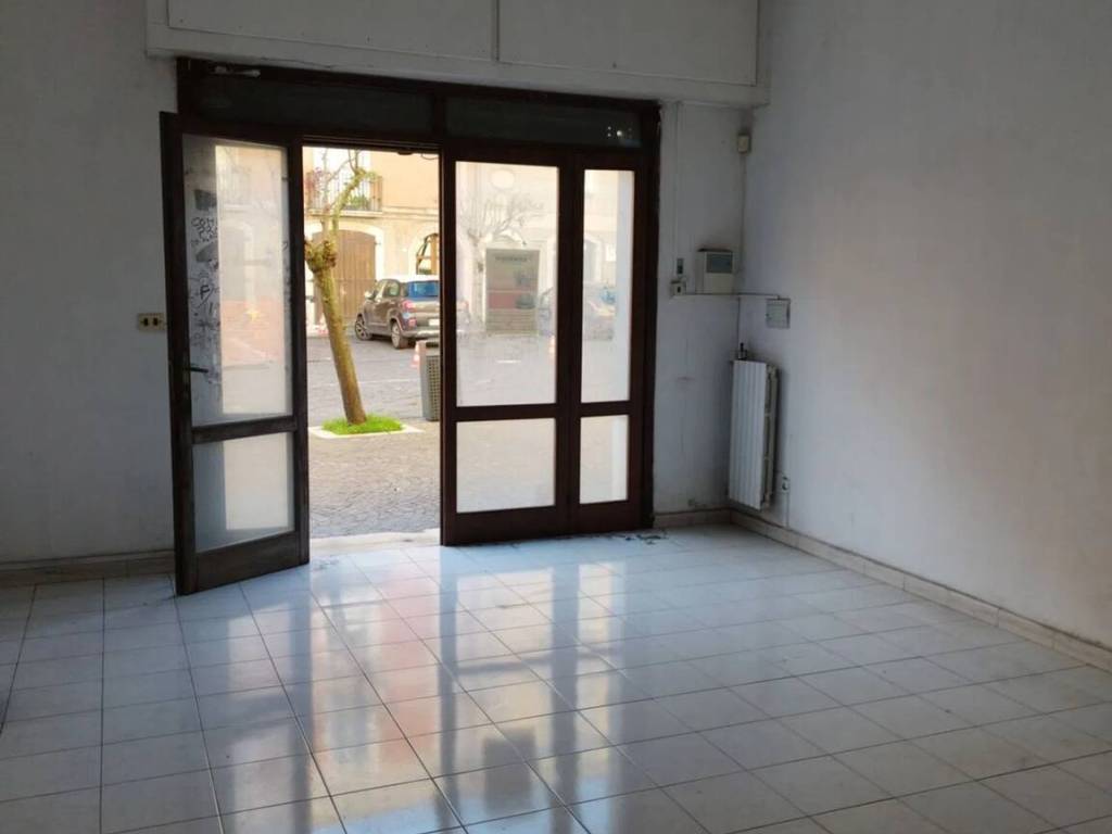 Immobile a Avellino in Corso Umberto S.N.C. - Foto 3