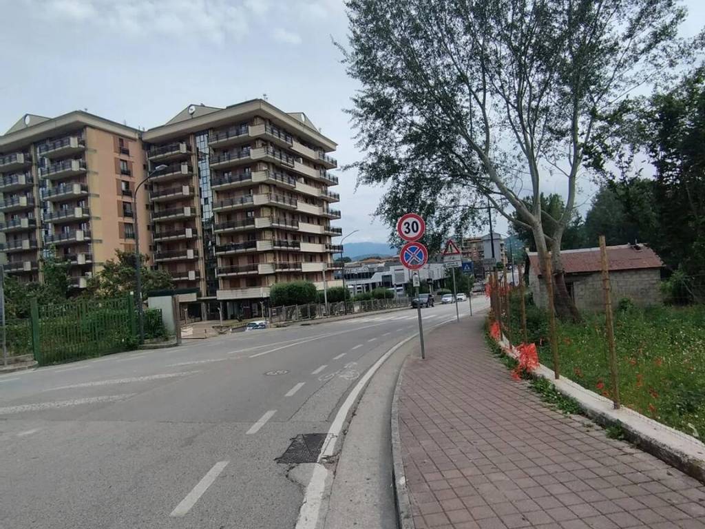 Appartamento a Avellino in Via Salvatore Pescatori S.N.C. - Foto 5