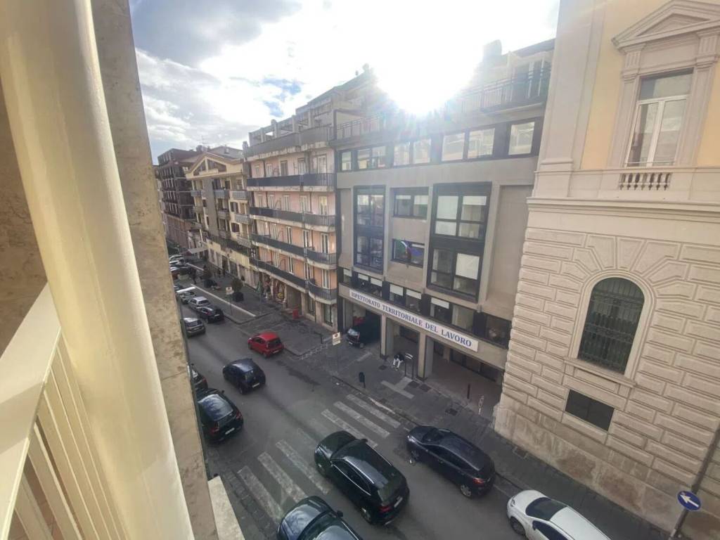 Appartamento a Avellino in Piazza Della Libertà S.N.C. - Foto 2