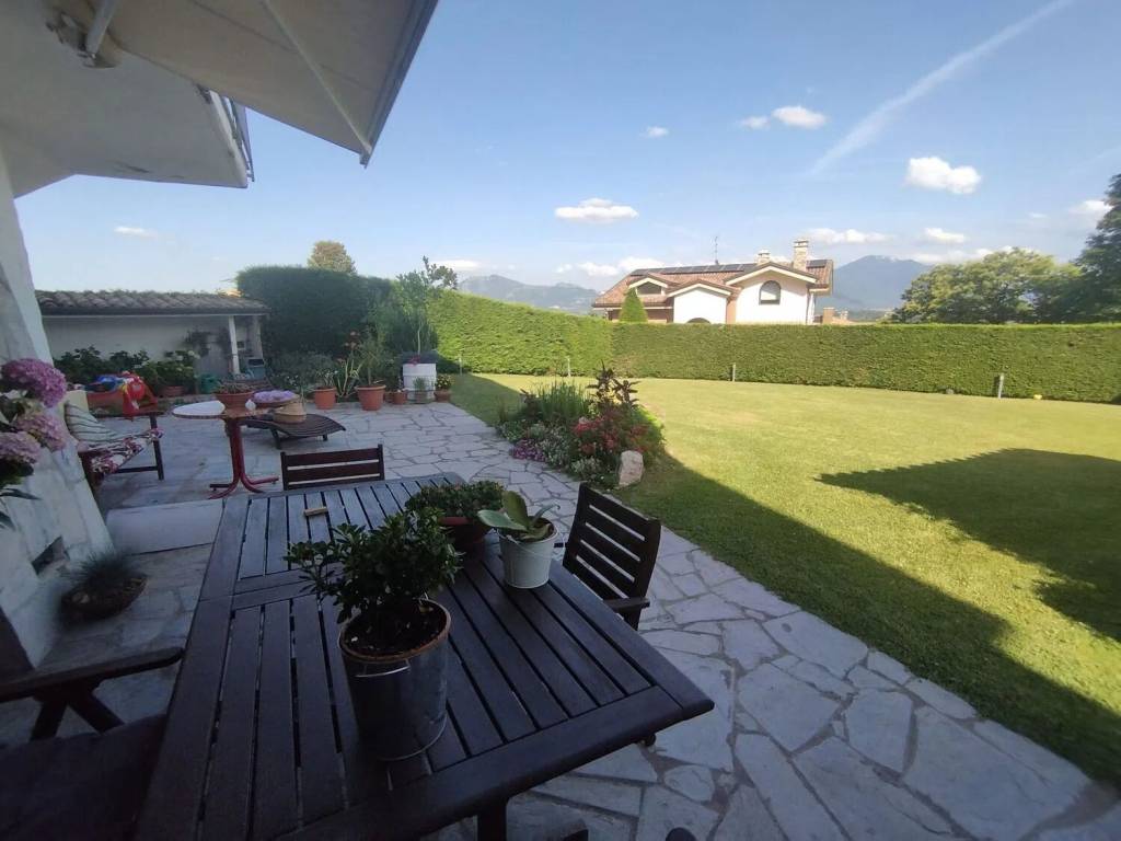 Villa a Avellino in Via Pennini S.N.C. - Foto 2
