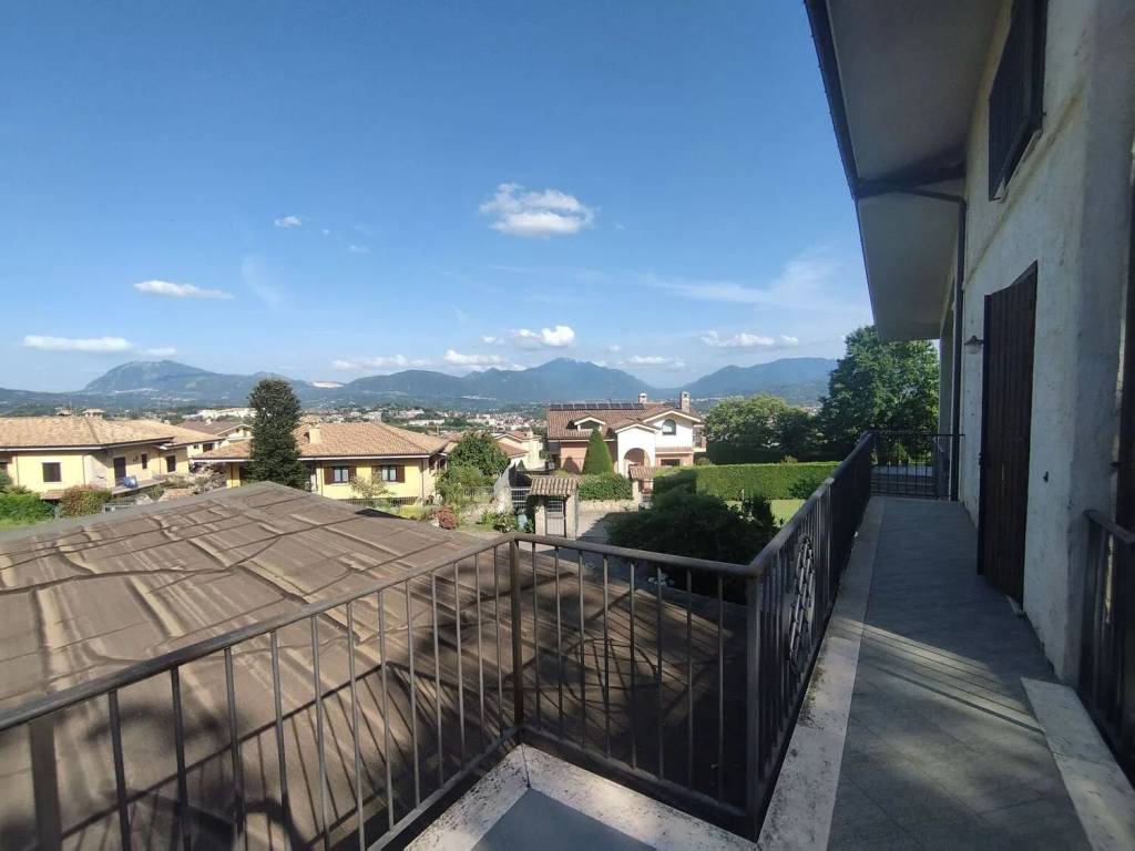 Villa a Avellino in Via Pennini S.N.C. - Foto 3
