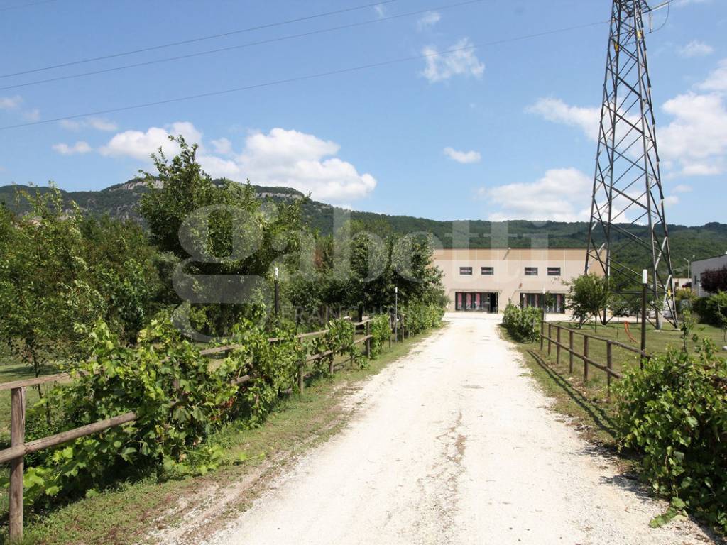 Immobile a Carpinone in Via Zona Industriale - Foto 4