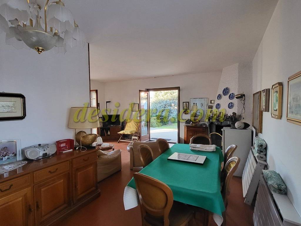 Villa a Castelletto sopra ticino in Via Venezia, 2 - Foto 5