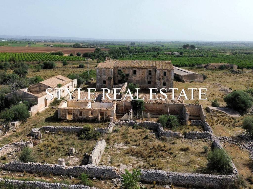 Rustico / casale a Siracusa in Strada Spinagallo - Foto 2