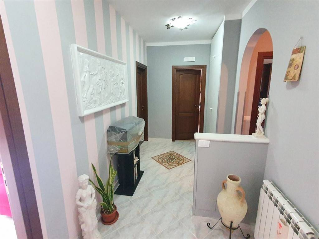 Appartamento a Aprilia in Via delle Orchidee - Foto 4