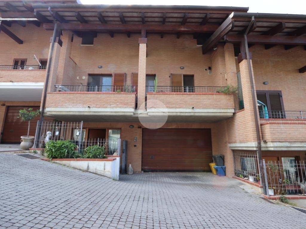 Villetta a schiera a Pescara in Via dell'Emigrante, 53 - Foto 3