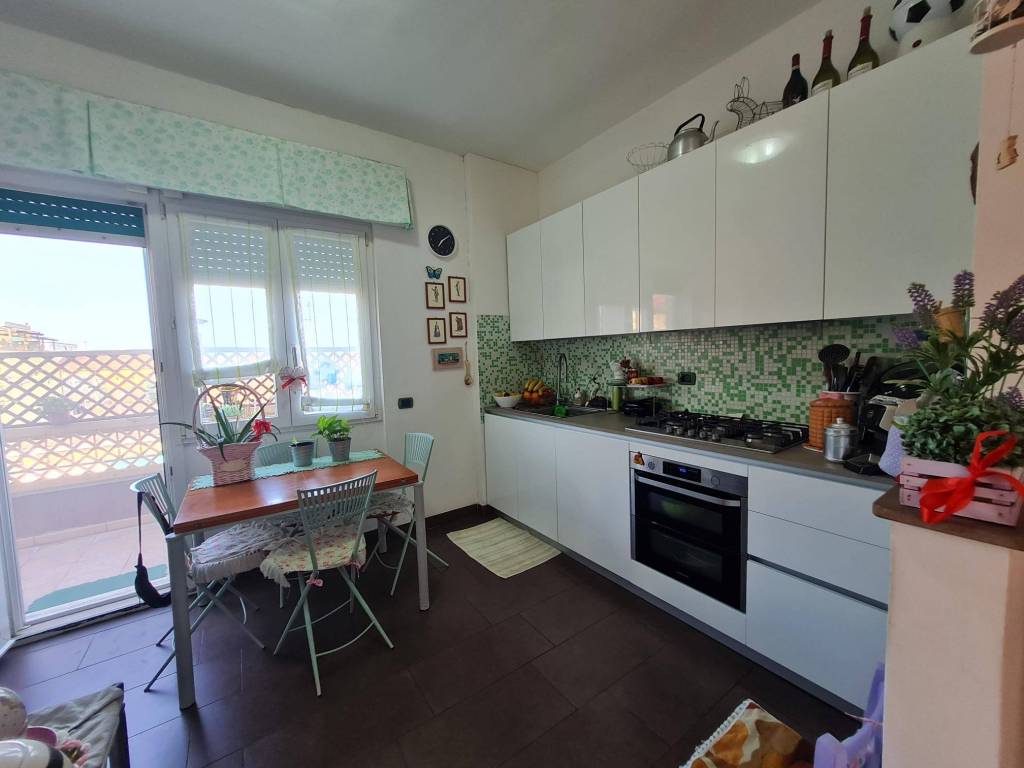 Appartamento a Piombino in Via 25 Aprile, 32 - Foto 3