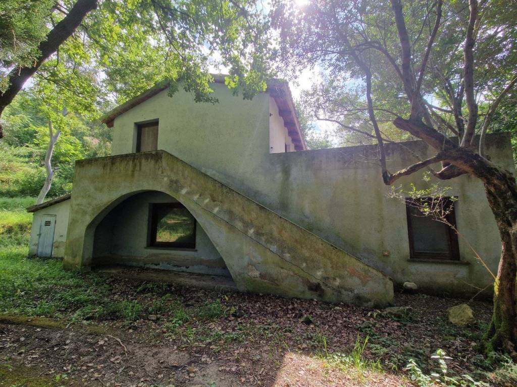 Casa indipendente a Melizzano in Contrada Tuoro delle Tavole - Foto 2