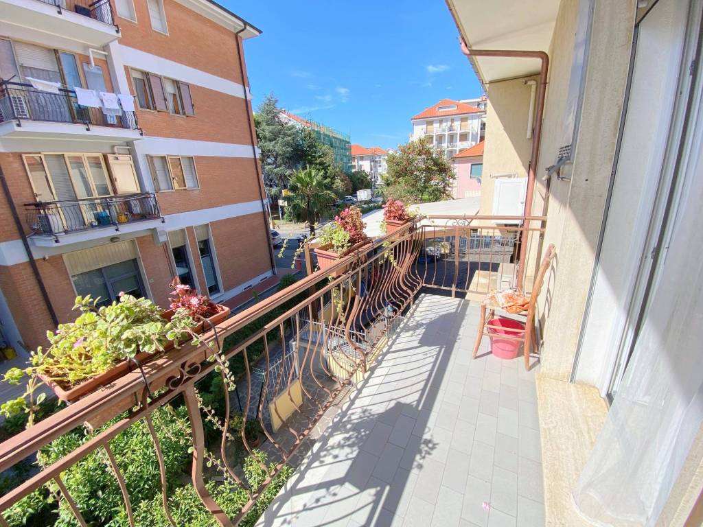 Appartamento a San bartolomeo al mare in Via Roma, 85 - Foto 2