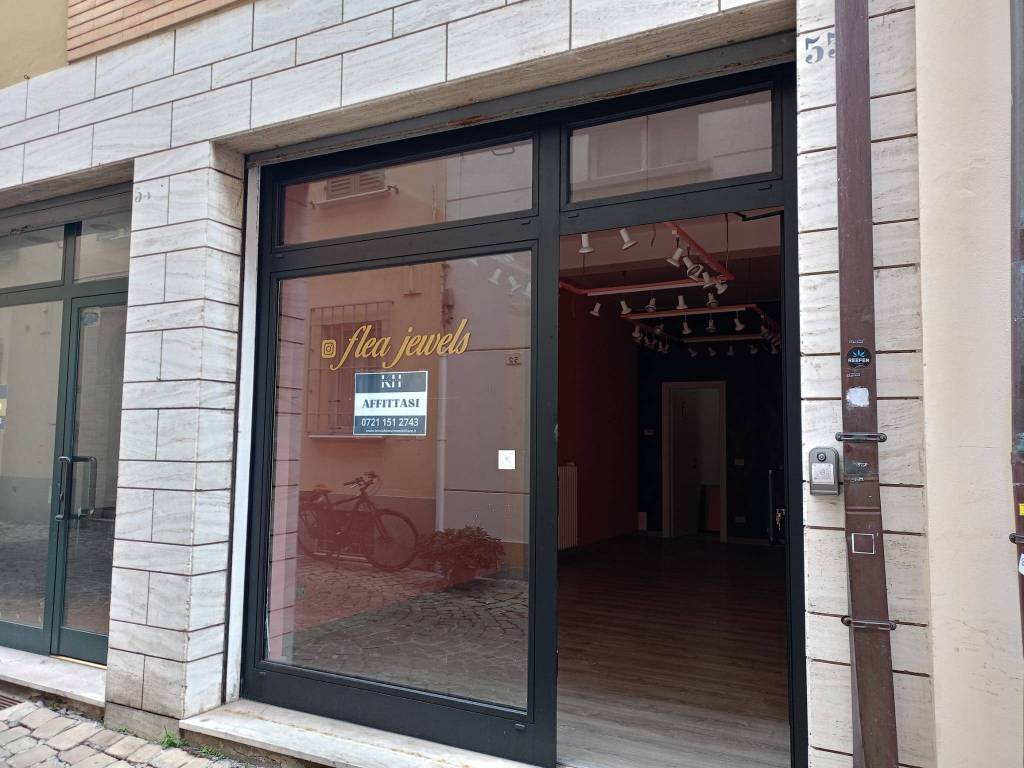 Immobile a Pesaro in Via Ercole Luigi Morselli, 53 - Foto 2