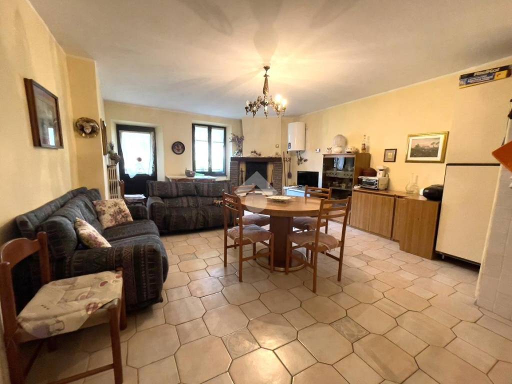 Casa indipendente a Lovero in Via Fellini, 26 - Foto 2