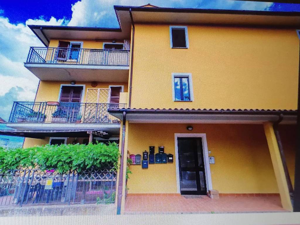 Appartamento a Montepulciano in Via Abruzzo, 22 - Foto 2