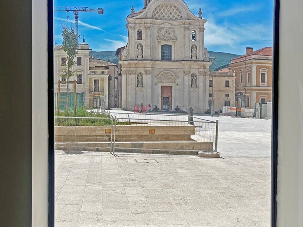 Immobile a L'aquila in Piazza del Duomo - Foto 2