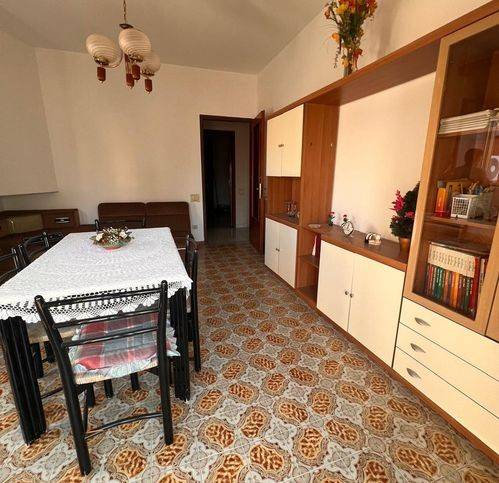 Appartamento a Carlentini in Via Nino Bixio 72 A - Foto 2