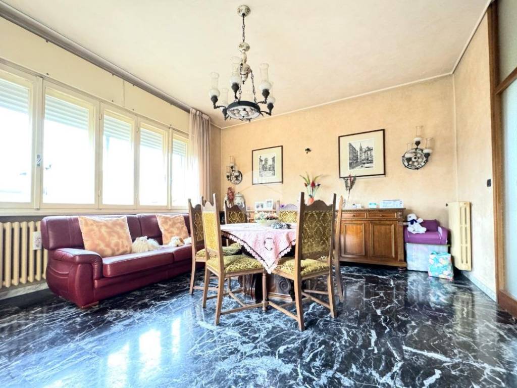 Villa a Curtatone in Via Vittorina Gementi, 45 - Foto 2