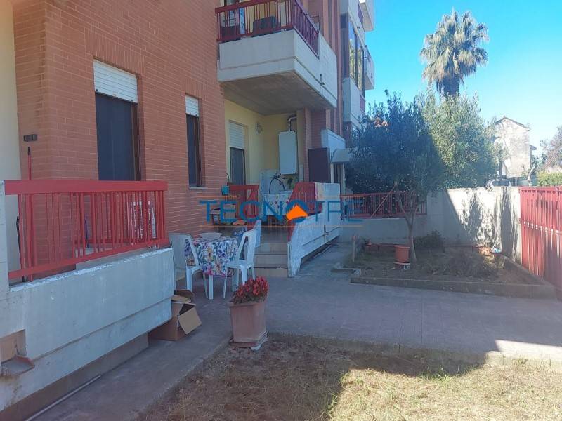 Appartamento a Martinsicuro in Via Guglielmo Marconi - Foto 4