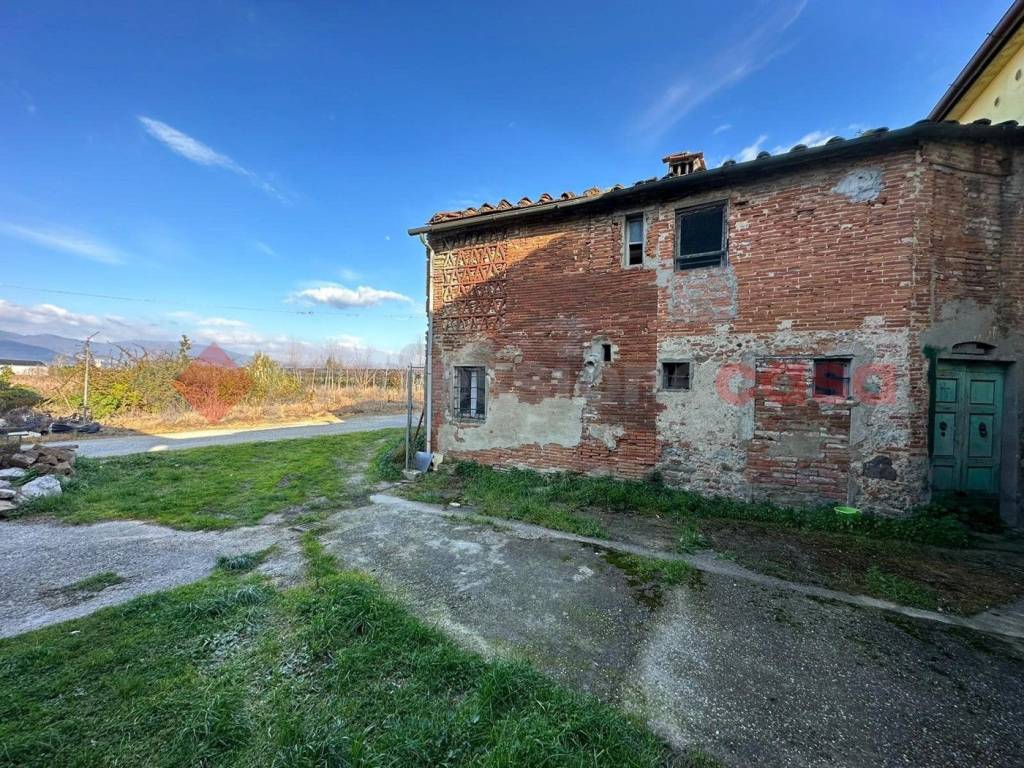 Rustico / casale a Pistoia in Via di Pontassio, 12 - Foto 3