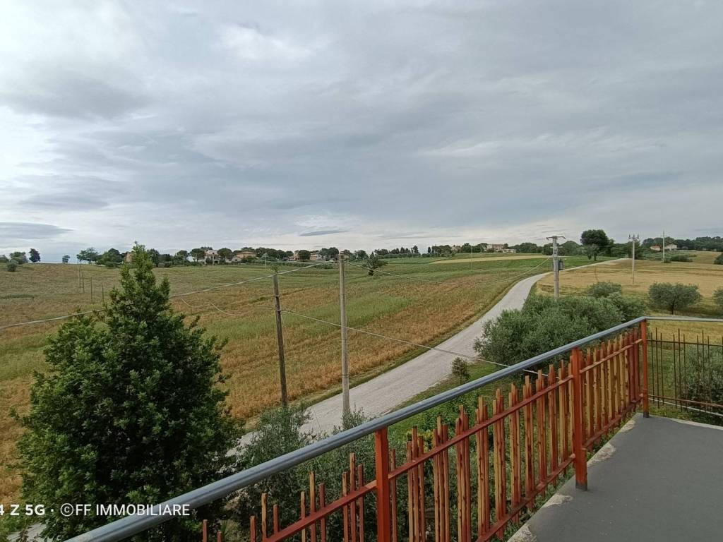 Appartamento a Appignano in Contrada Carreggiano - Foto 3