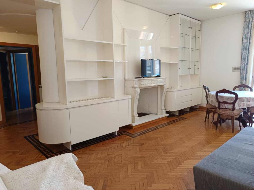 Appartamento a Lodi in Via Santa Maria del Sole - Foto 4