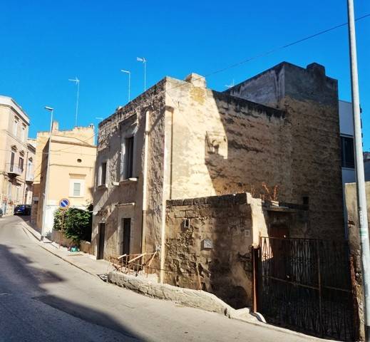 Palazzo / stabile a Bisceglie - Foto 2