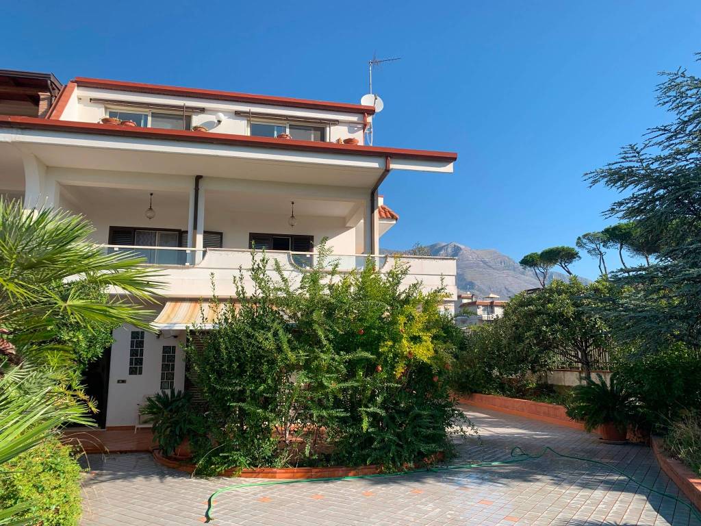 Villa a Formia in Via Mar Ionio - Foto 4